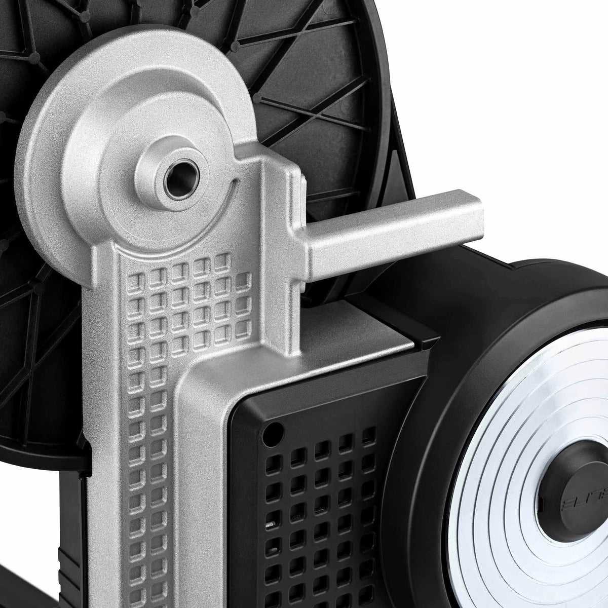 Elite Avanti Hometrainer with Zwift Cog and Click