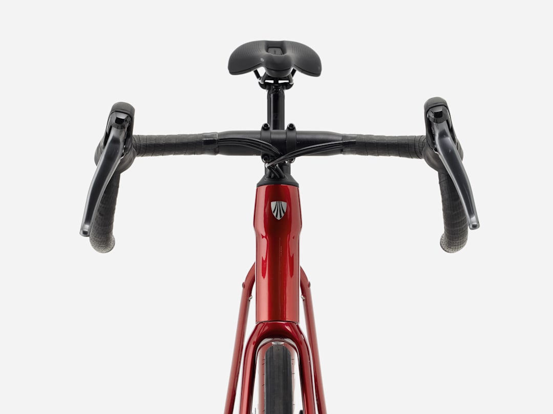 TREK DOMANE AL 2 GEN 4 FURY RED