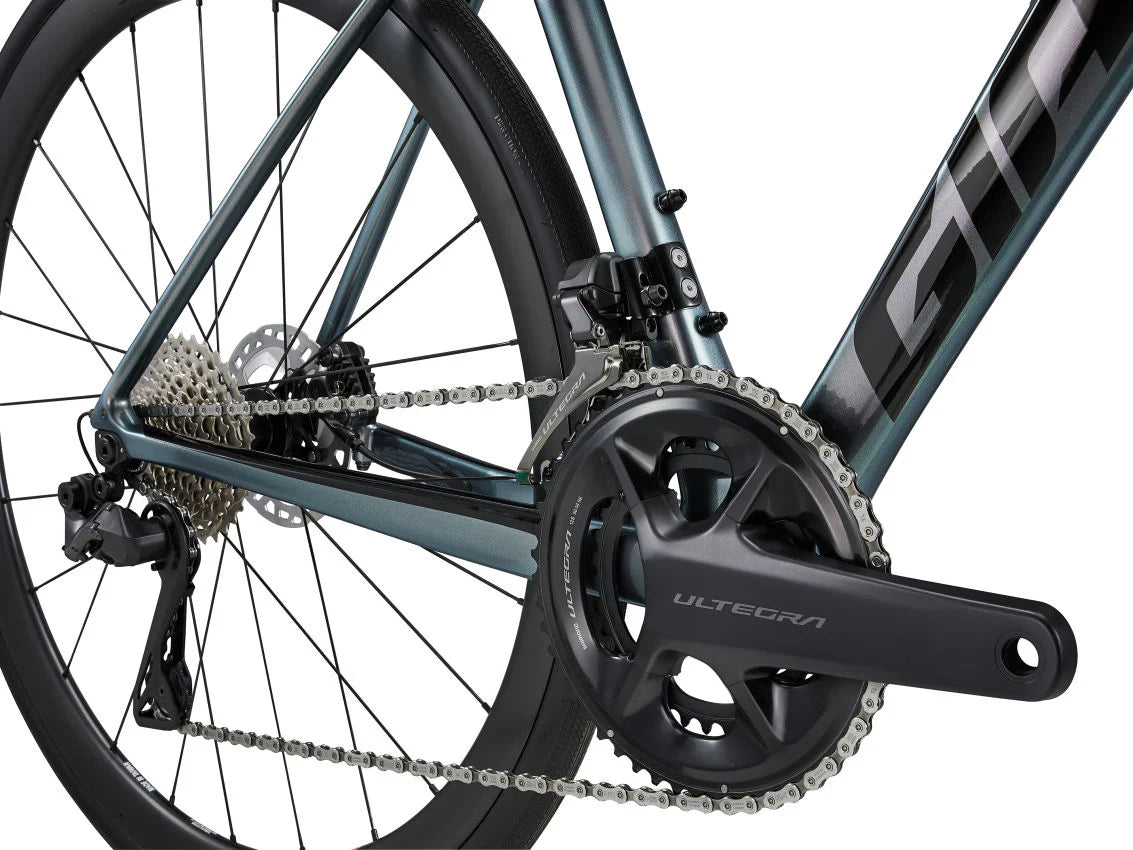 Defy Advanced Pro 1