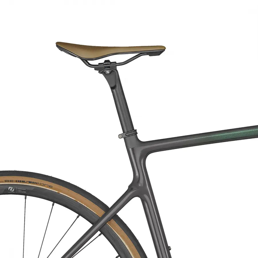 SCOTT ADDICT 20 BLUE LIGHTWEIGHT AND ENDURANCE ROAD BIKE
