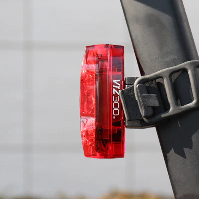 Cateye Viz 300 Rear Light (Red)