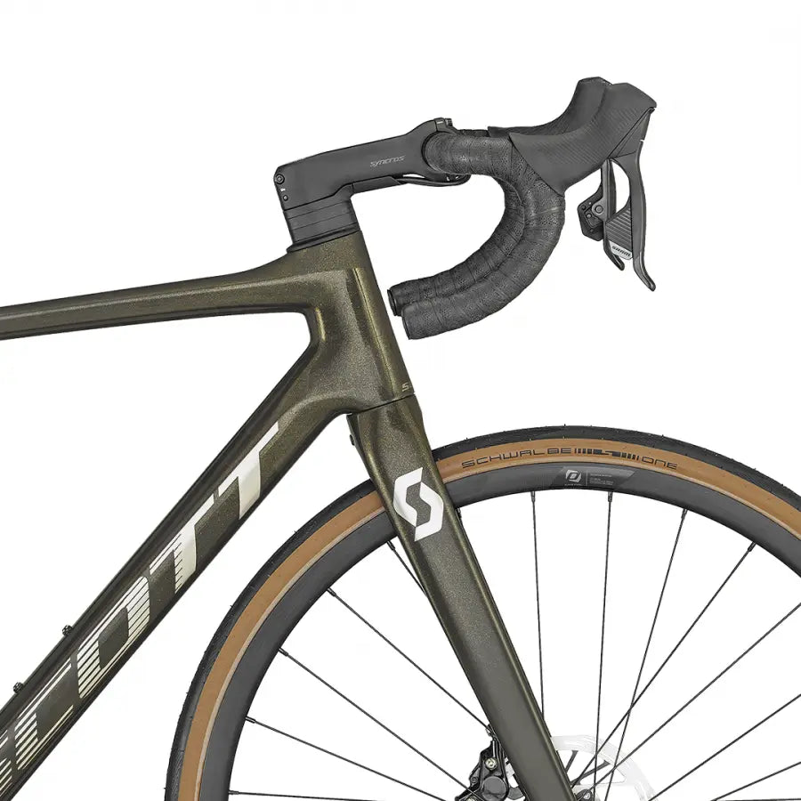 SCOTT ADDICT 10 YELLOW LIGHTWEIGHT AND ENDURANCE ROAD BIKE